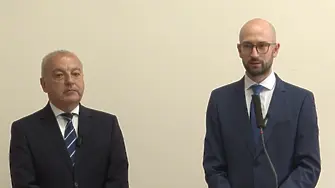 Георги Клисурски предаде финансовото министерство на Гълъб Донев