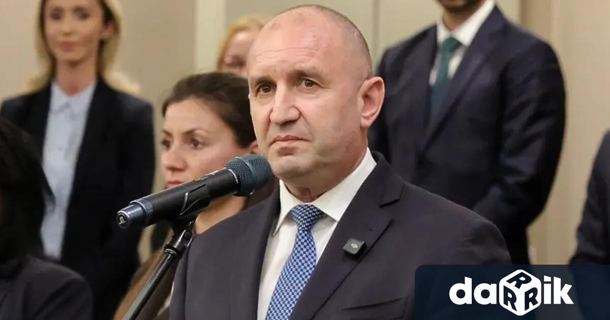 Правителството с премиер Румен Радев сменя е шефът на Агенция
