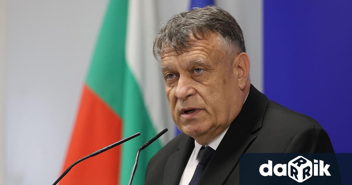 Зрелостниците и техните семейства трябва да бъдат напълно спокойни за