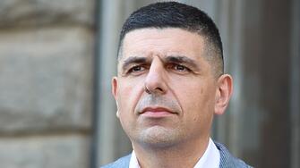 Скандал за паркиране с депутата Ивайло Мирчев, има поне един задържан 