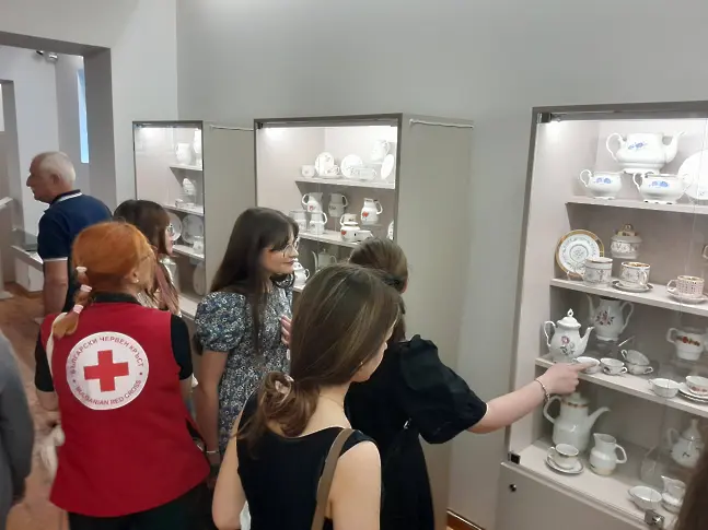Показват изложба „100 години Видински порцелан“ в музей Кръстата казарма