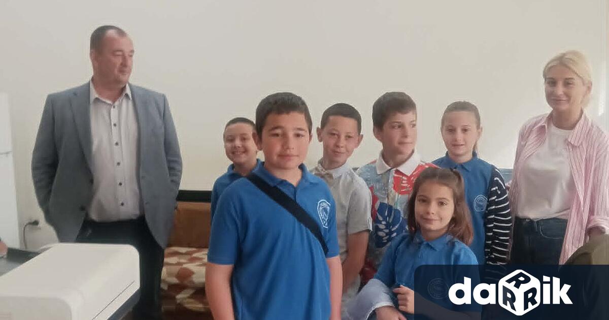 Посрещнати от гл инспектор Златин Михайлов началник РУ Ловеч и