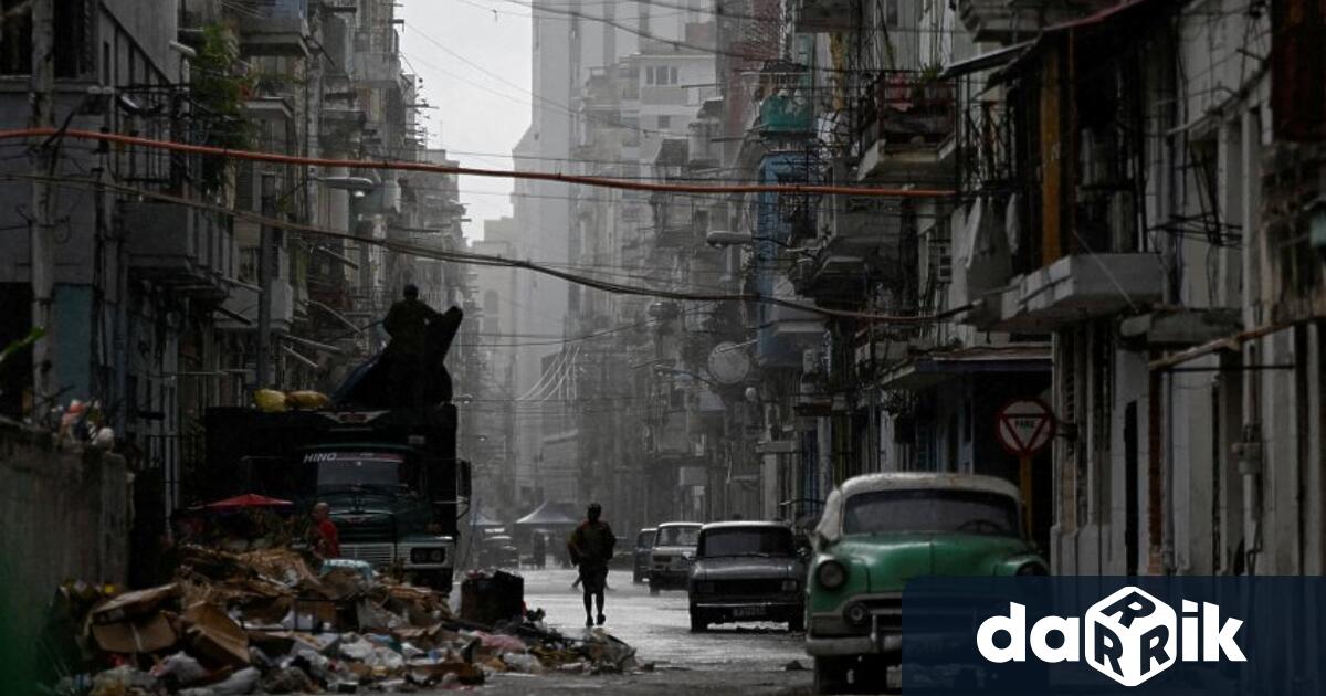 Стотици жители на Хавана протестираха срещу продължителните прекъсвания на електрозахранването
