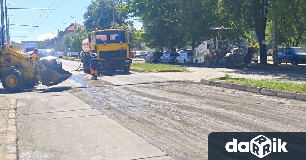 Община Плевен започна текущ ремонт на участък по бул Георги