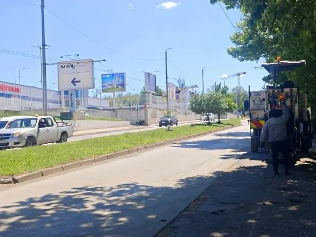 Ремонтират участък по бул. „Георги Кочев“, продължава работата и по кръстовището с бул. „Хр. Ботев“