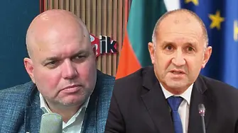 Панев: Радев гаси пожара с бензин!
