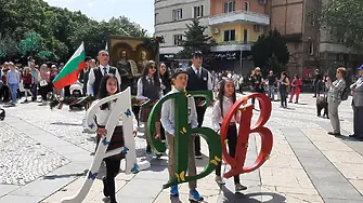 Тони Димитрова излиза на сливенска сцена в навечерието на 24 май