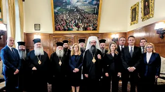 Председателят на парламента Доцова се срещна с патриарх Даниил