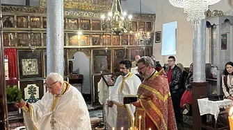 Първа тържествена Света литургия в обновения храм „Свето Възнесение“ в село Чирен