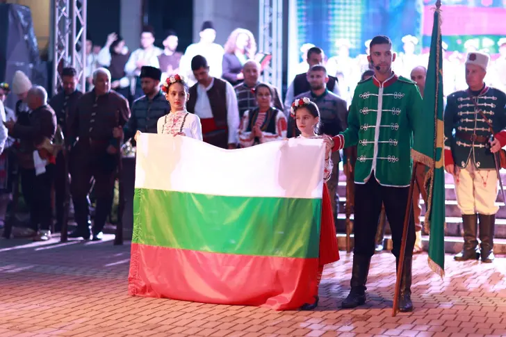 Севлиево почете достойно героите от Априлската епопея