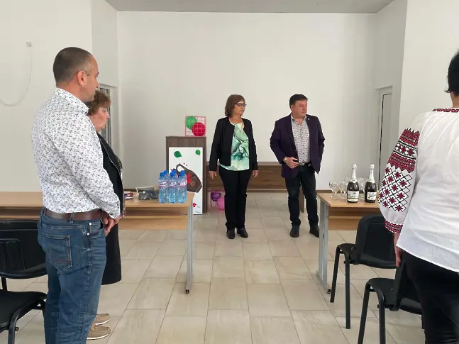 Официално откриха многофункционалната зала в село Загражден