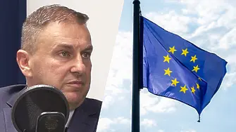 Емил Радев: България дава много отрицателен знак на Европа!