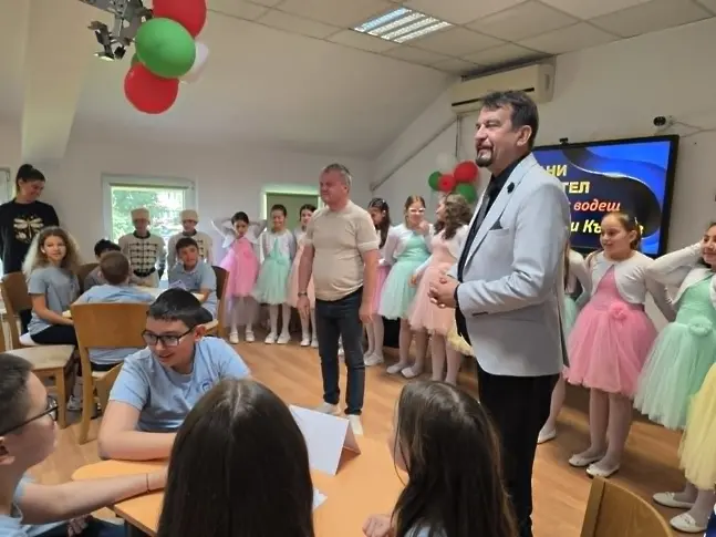  Ученици от НУ „ Христо Ботев “ – Плевен се трансфораха в „ спечелили “ в знанието 