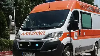 Дядо на велосипед пострада, след като се блъсна във вратата на "Нисан"