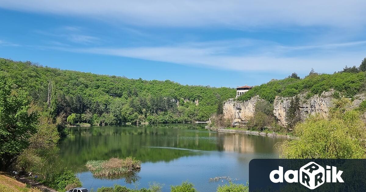 Спасиха жена от водите на един от язовирите в парк