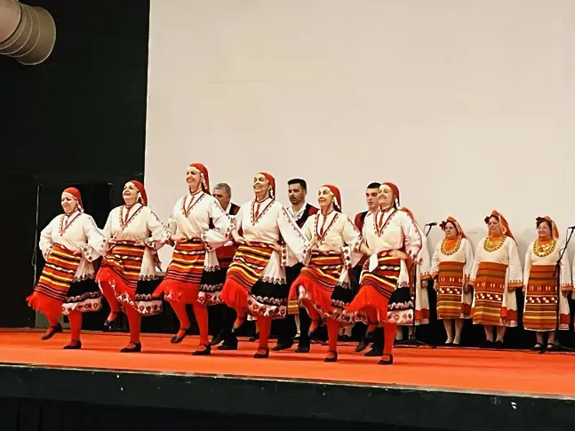Фолклорен ансамбъл „Приморско“ отбелязва 25-годишен юбилей с празничен концерт под звездите