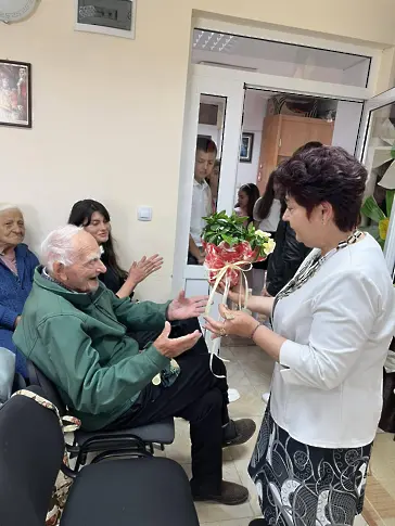  Празничен концерт по случай 24 май в Народно читалище „ Зора-1990 “ село Победа 