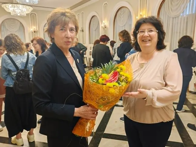 С пълна зала и солисти от световни сцени Плевен чества 85-ата годишнина от рождението на оперната прима Гена Димитрова