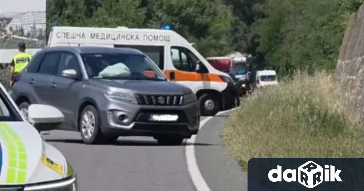 Тежка катастрофа е станала на пътя между Симитли и Благоевград
