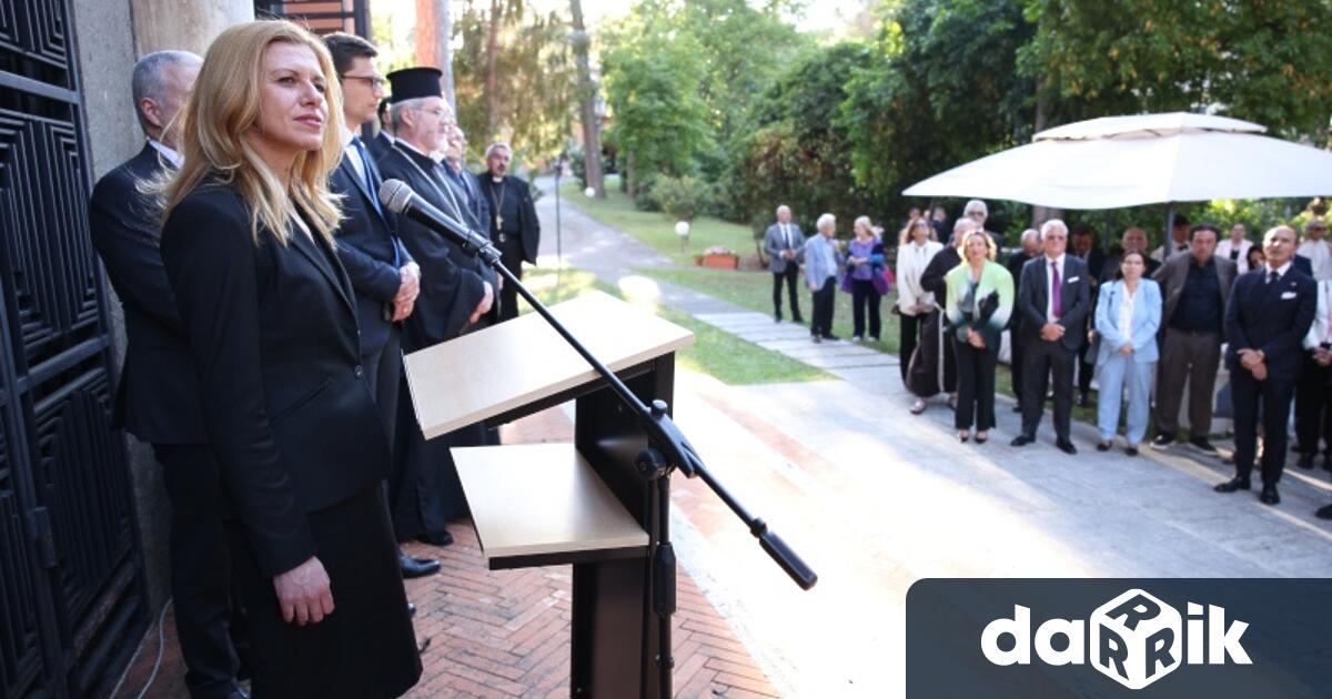 Българската парламентарна делегация водена от председателя на Народното събрание Михаела