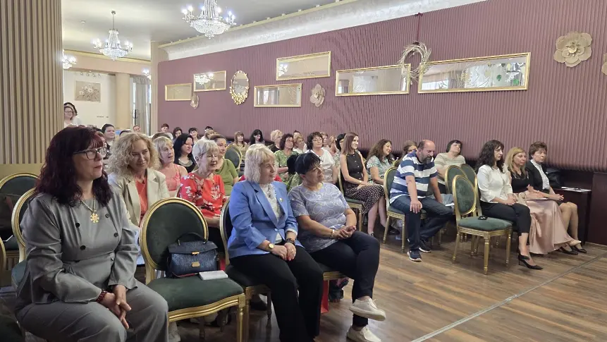 Специалисти по здравни грижи от УМБАЛ „Д-р Георги Странски“ – Плевен бяха отличени за професионализъм и принос