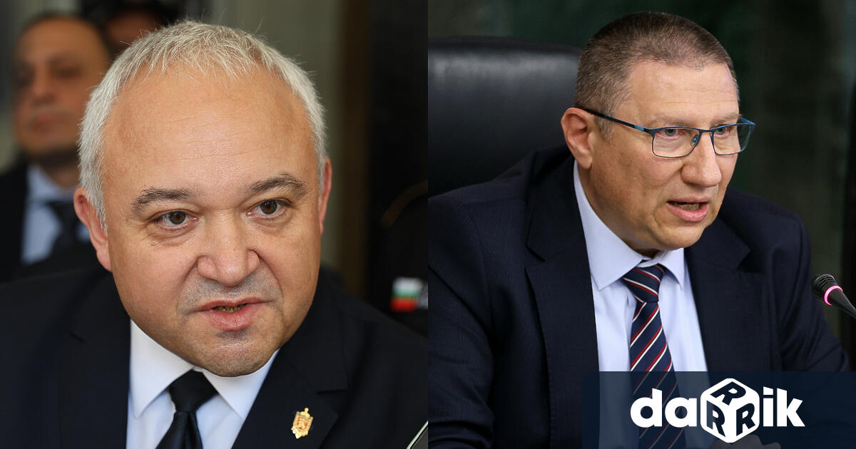 Оставката на Борислав Сарафов не е реформа написа министърът на