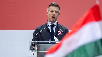 Мадяр намали заплатата си наполовина