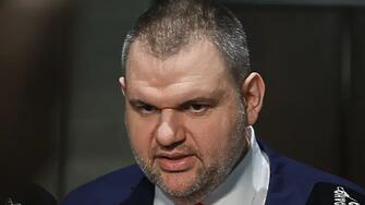 Пеевски изригна за ареста на Мюмюн: Полицейско насилие! Срам за Демерджиев! Радев да реагира веднага!