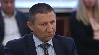 ДБ: Не бива да оставяме човек, който години наред консумира власт, без да понесе дисциплинарна отговорност