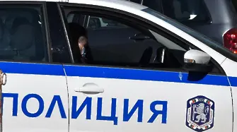 Двама души пострадаха при челна катастрофа край Плевен