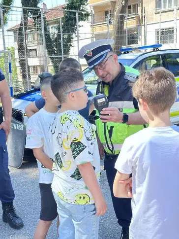 В Плевен се проведе заключителният етап на програмата „Работа на полицията в училищата“