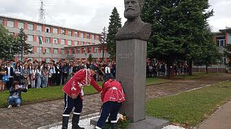 Монтана се преклони пред паметта на Ботев и загиналите за свободата на България