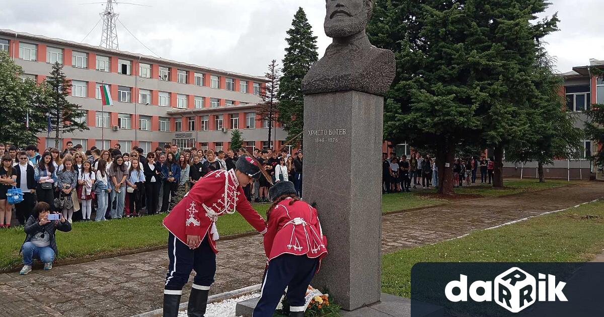 Церемонията по повод 150 ата годишнина от гибелта на поета революционер