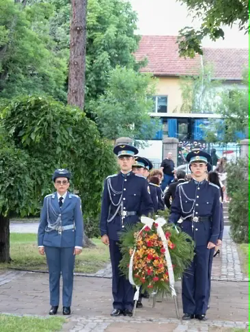 ВВВУ „Георги Бенковски“ участва в тържественото отбелязване на 150 години от гибелта на Христо Ботев в гр. Долни Дъбник