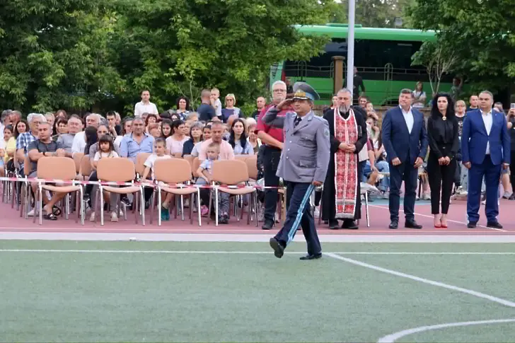  ВВВУ „ Георги Бенковски “ взе участие в тържественото отбелязване на 150 години от гибелта на Христо Ботев в гр. Долни Дъбник 