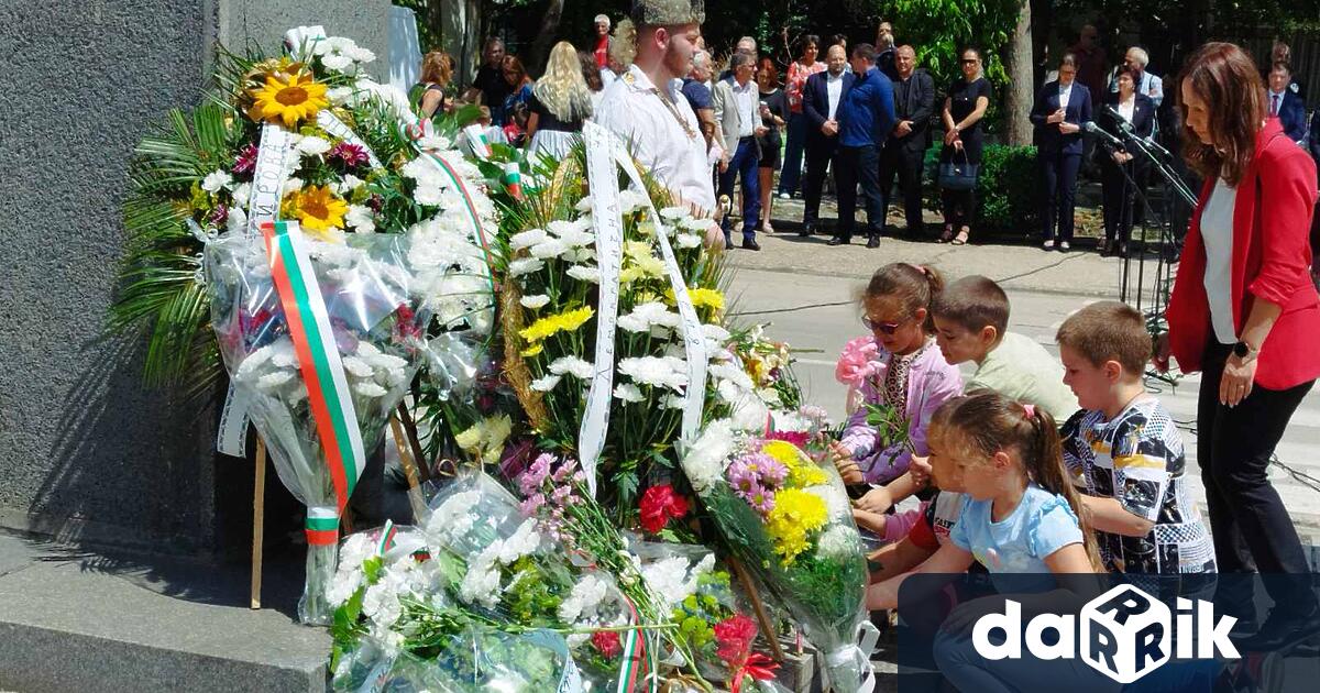 Всяка година на 2 ри юни се прекланяме пред подвига на
