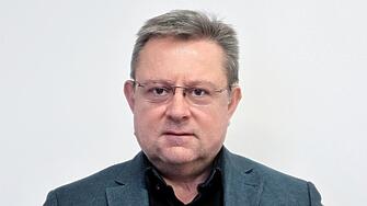 Освободиха директора на „Медицински надзор“