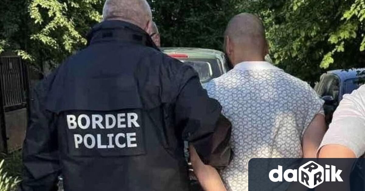 Разбиха организирана престъпна група за трафик на мигранти съобщи главният