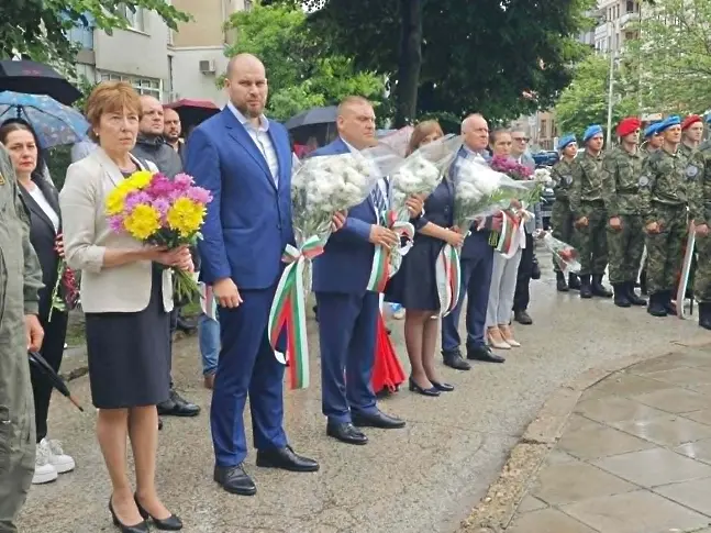 Плевен отбеляза 150 години от подвига на Ботев и загиналите за свободата на Отечеството