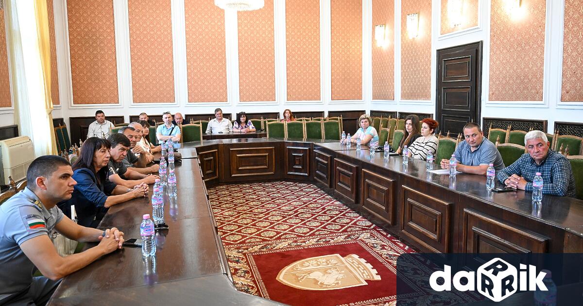 Превенцията срещу пожарите през предстоящия активен летен сезон бешe акцент