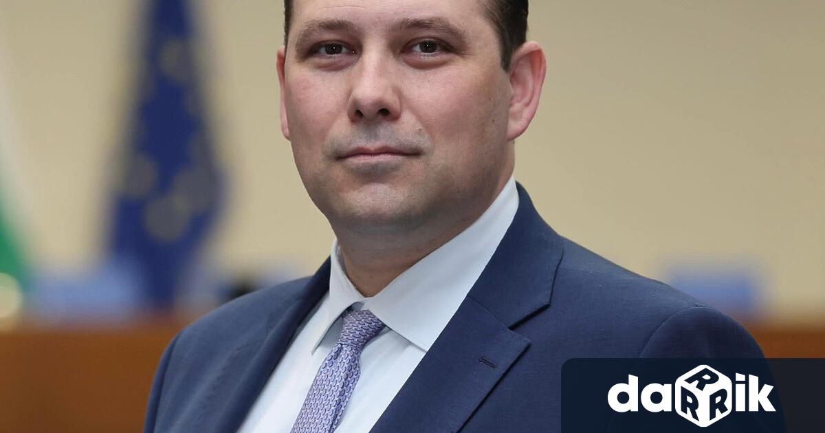 Народният представител от област Плевен Валери Лачовски ще продължи работата