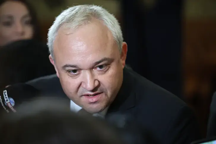 Демерджиев: Имало е теч на информация от ОДМВР - Перник към прокурорския син