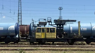 Мощна волтова дъга удари работник на жп гара край Бургас