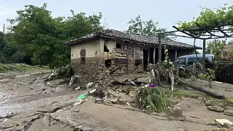 Частично бедствено положение: Тревожна нощ изкараха във Варненско
