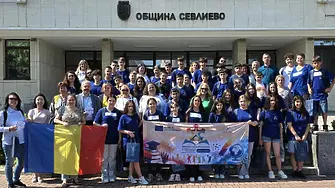 Община Севлиево посрещна учители и ученици от Румъния по престижния международен проект "ЕРАЗЪМ+"