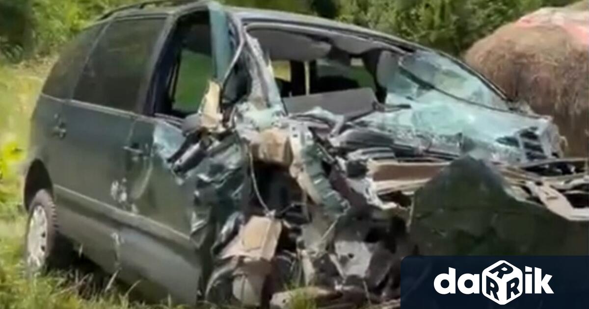 15 годишно момчезагина зад волана при тежка катастрофа на общински