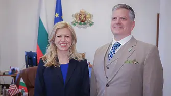 Михаела Доцова и Х. Мартин Макдауъл обсъдиха важни теми 