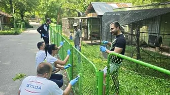 Доброволци почистваха в зоопарк „Кайлъка“
