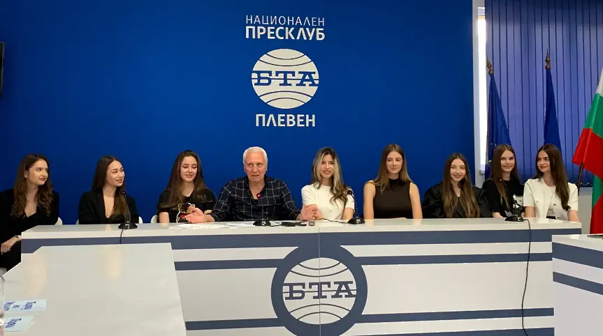 Тази вечер в Плевен 77-мо издание на „Парад на модата“, на Георги Ангелов