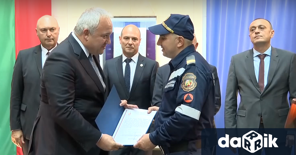 Сърцето ми остана в МВР заради хора като тези които